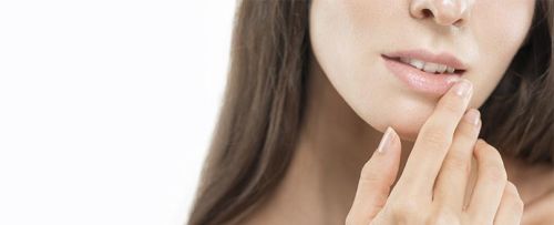 Aumento de labios con ácido hialurónico